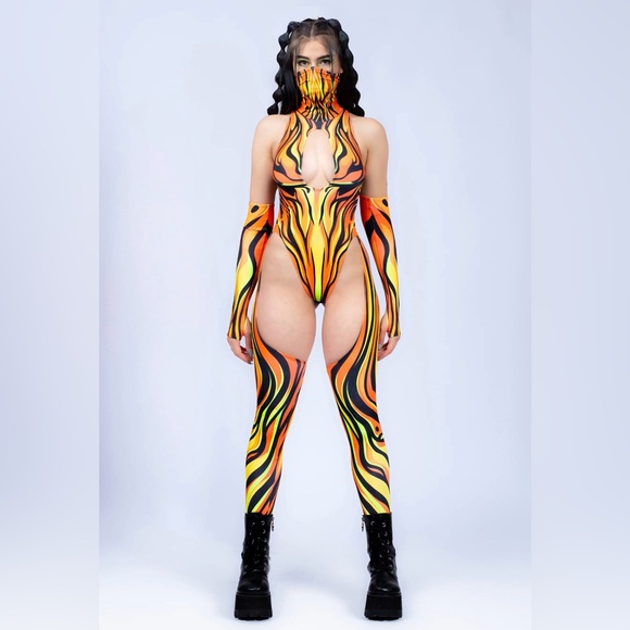 Magmatic Cut-Out Catsuit - Picture 7 of 9